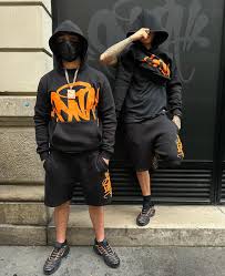 Syna World Tracksuit A Fusion of Style Comfort and Performance